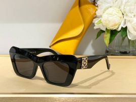 Picture of Loewe Sunglasses _SKUfw50080228fw